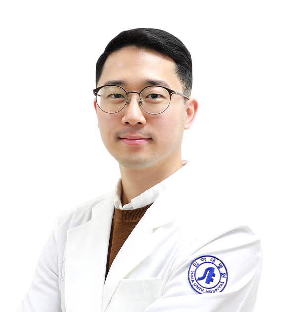 유시윤 의사 사진